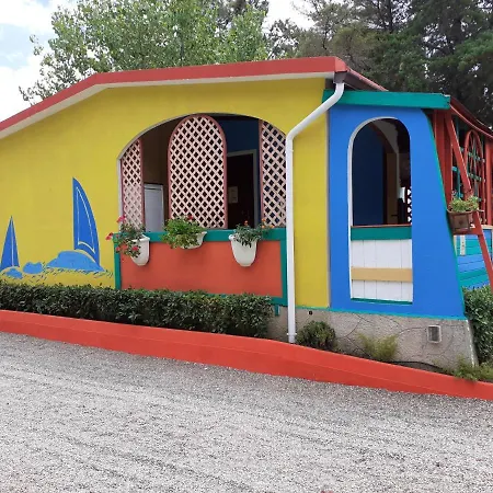 Village Internazionale メタポント